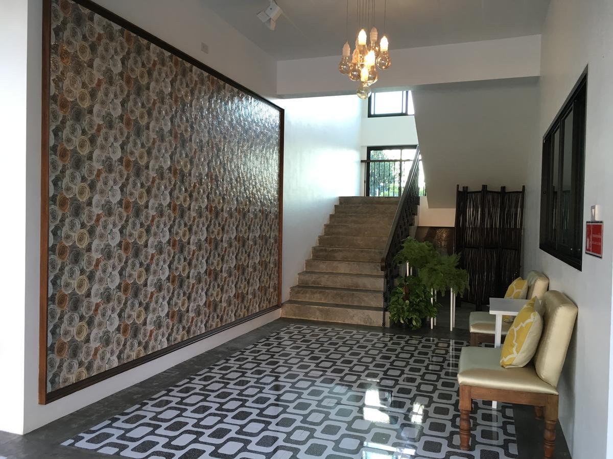 Phetcharat Grand Hotel Maesot Mae Sot Eksteriør bilde