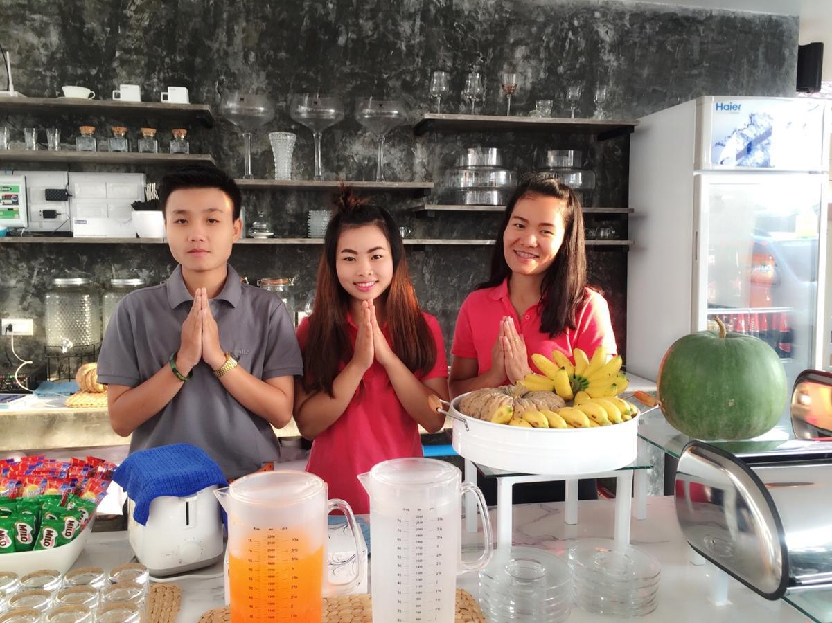 Phetcharat Grand Hotel Maesot Mae Sot Eksteriør bilde