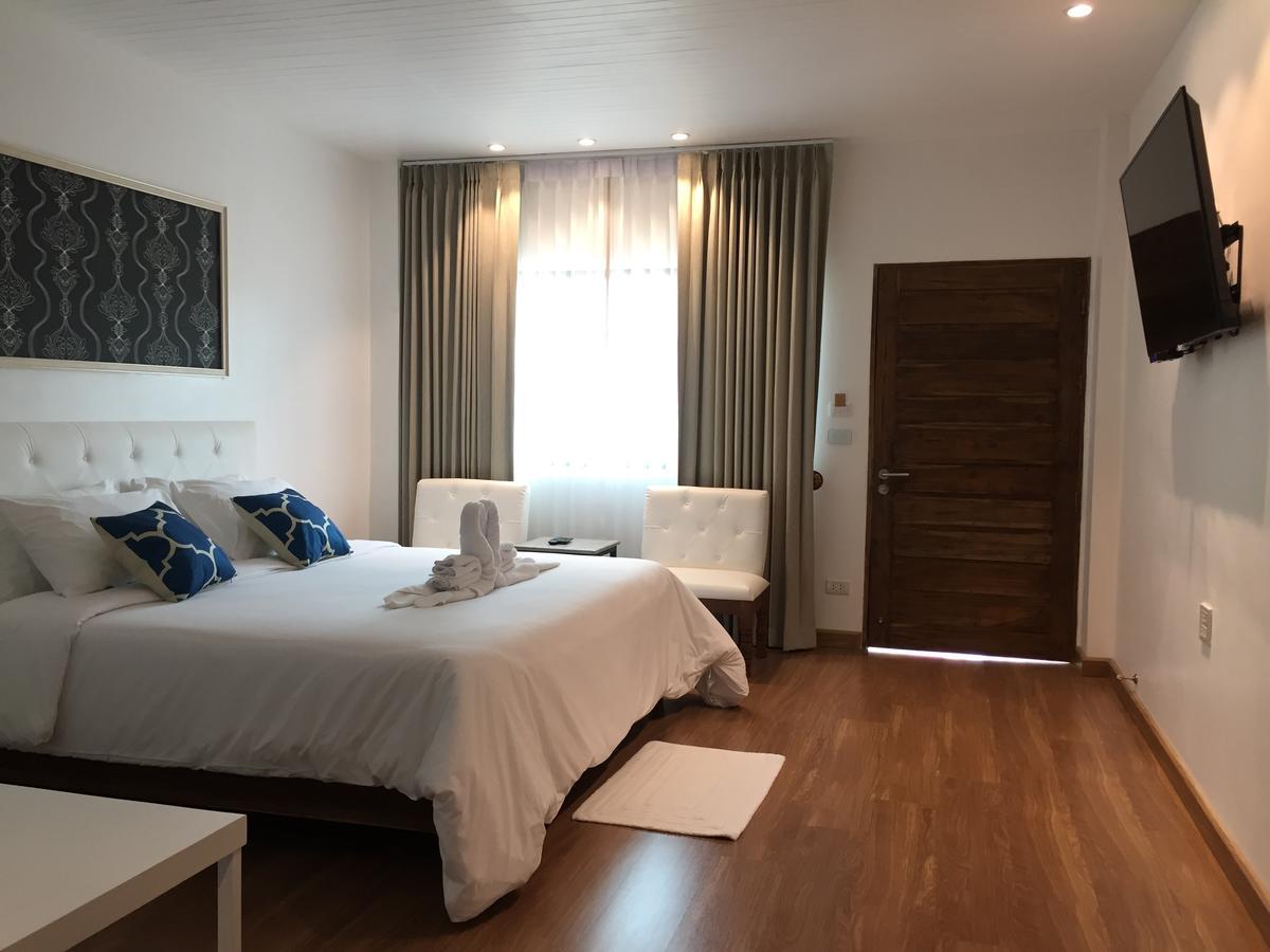 Phetcharat Grand Hotel Maesot Mae Sot Eksteriør bilde