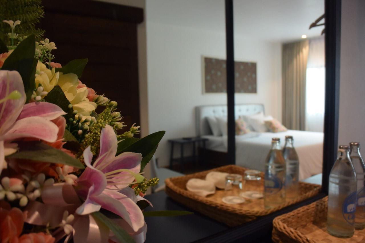 Phetcharat Grand Hotel Maesot Mae Sot Eksteriør bilde