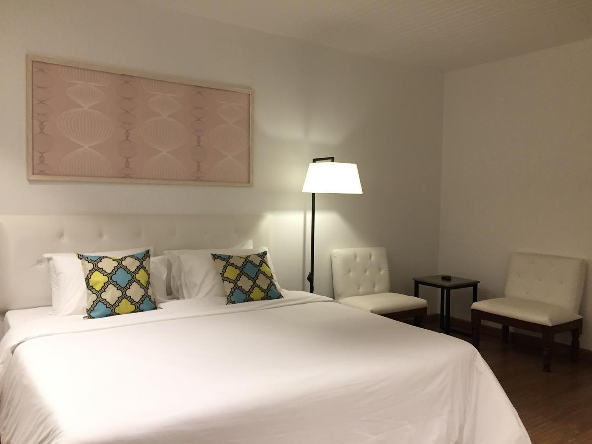 Phetcharat Grand Hotel Maesot Mae Sot Eksteriør bilde